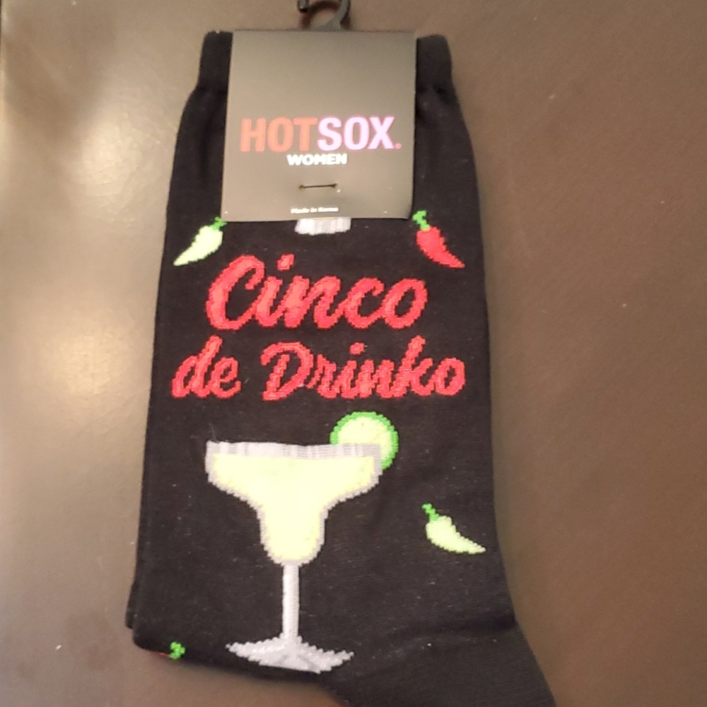 Hot Sox Womens Cinco de Drinko Novelty Crew Socks